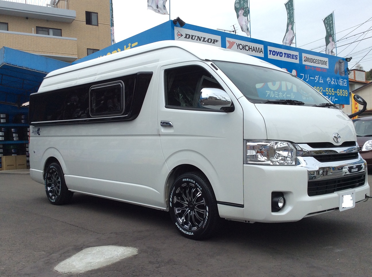 TOYOTA ハイエース