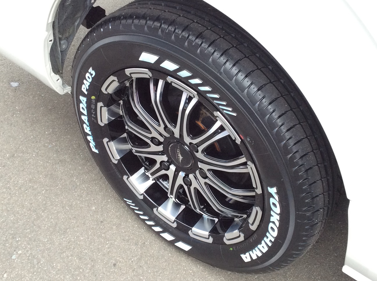 TOYOTA ハイエース